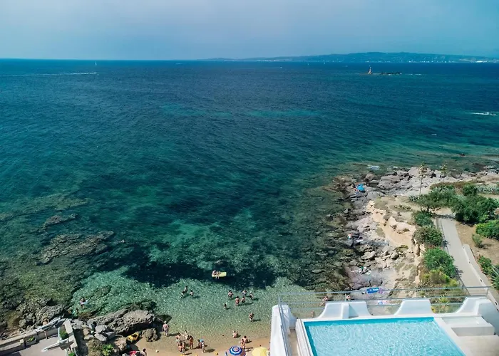 Relais La Ghinghetta Hotel 4*