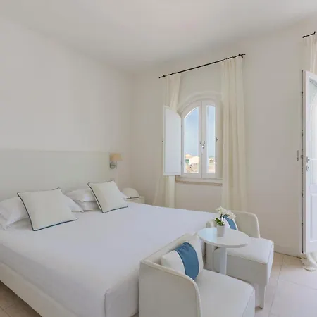 Relais La Ghinghetta Hotel 4*